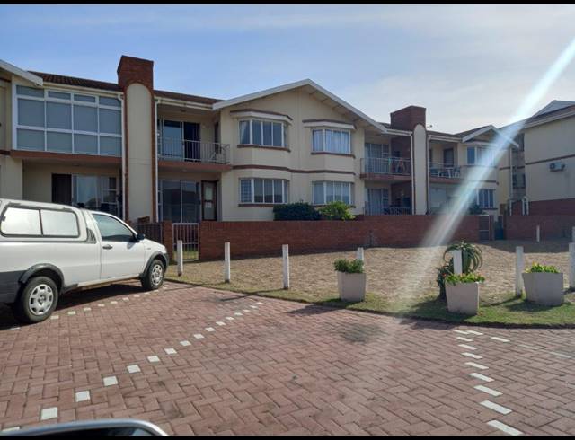 2 BEDROOM TOWNHOUSE RENTED IN BLUEWATER BAY